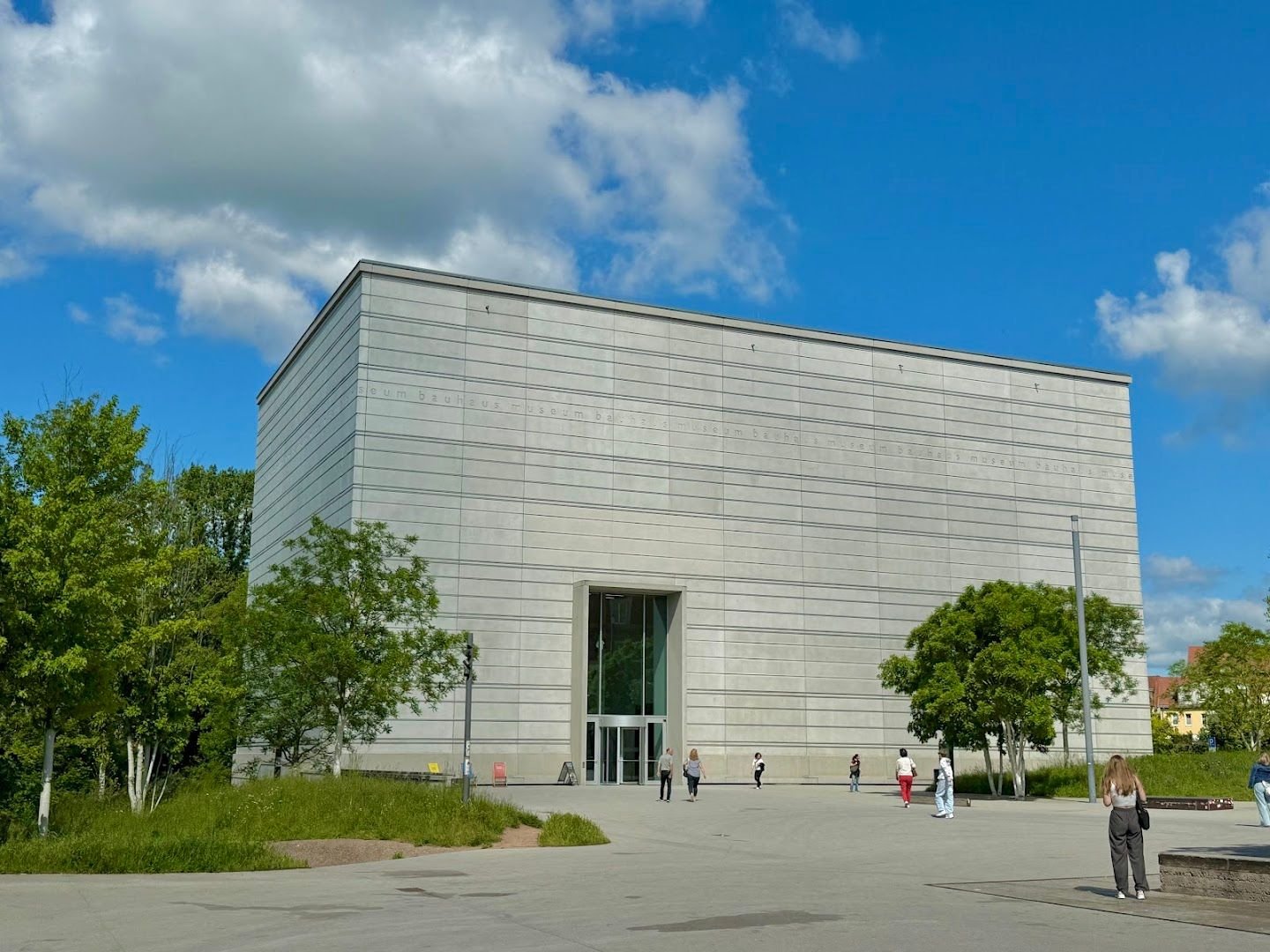 Beyond the Skyline: Uncover Frankfurt's Unique Experiences